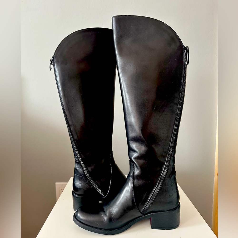 EMANUELE CRASTO Made  in Italy Dual Zip Knee High Boots. Size 7, 5.